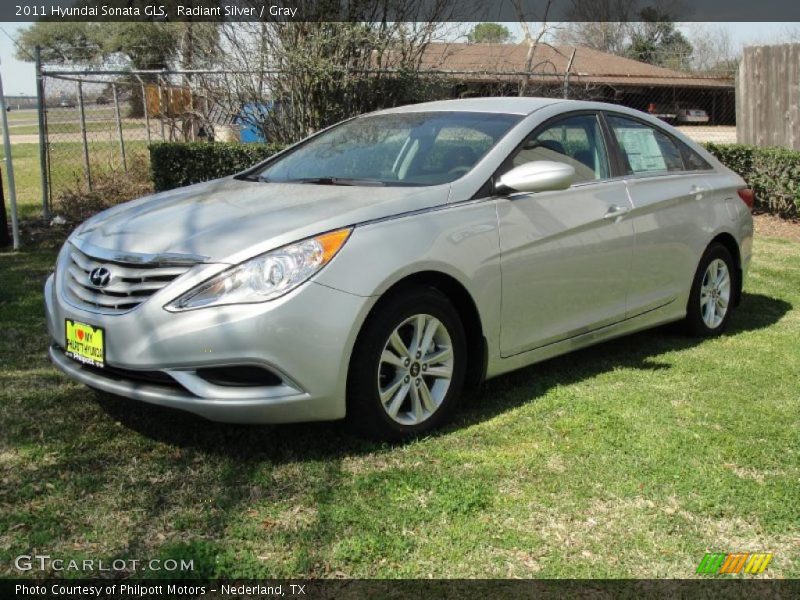Radiant Silver / Gray 2011 Hyundai Sonata GLS