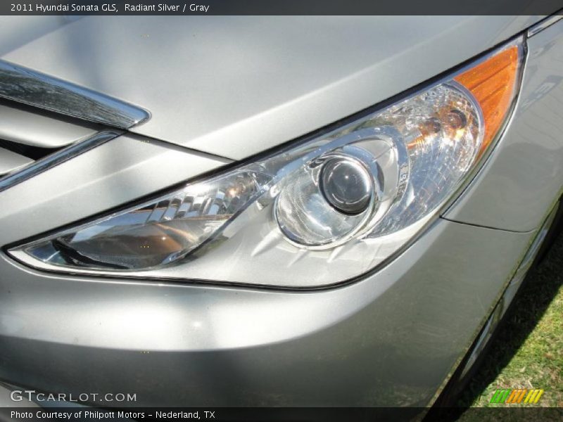 Radiant Silver / Gray 2011 Hyundai Sonata GLS
