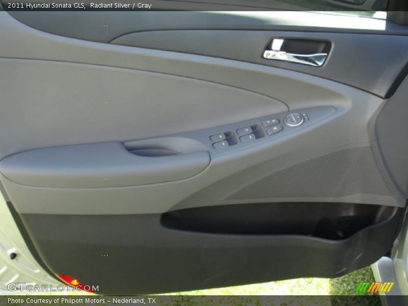Radiant Silver / Gray 2011 Hyundai Sonata GLS