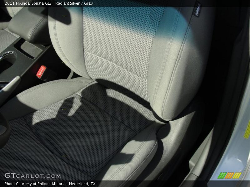 Radiant Silver / Gray 2011 Hyundai Sonata GLS