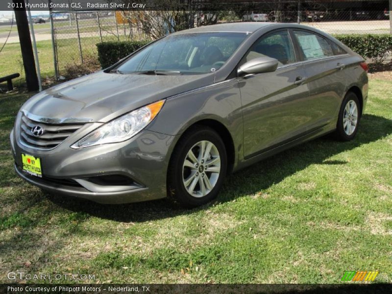 Radiant Silver / Gray 2011 Hyundai Sonata GLS