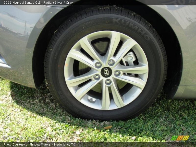 Radiant Silver / Gray 2011 Hyundai Sonata GLS