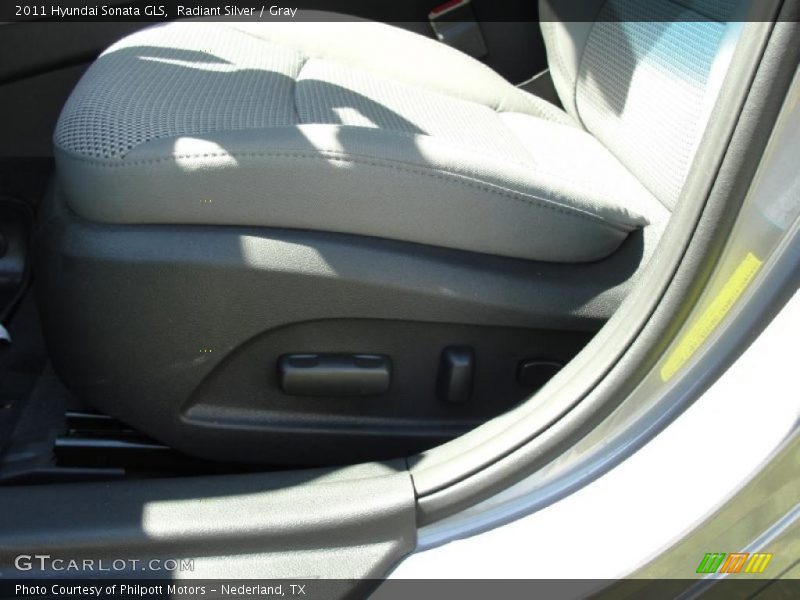 Radiant Silver / Gray 2011 Hyundai Sonata GLS