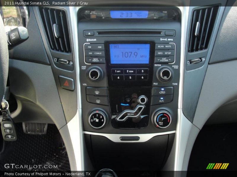Radiant Silver / Gray 2011 Hyundai Sonata GLS