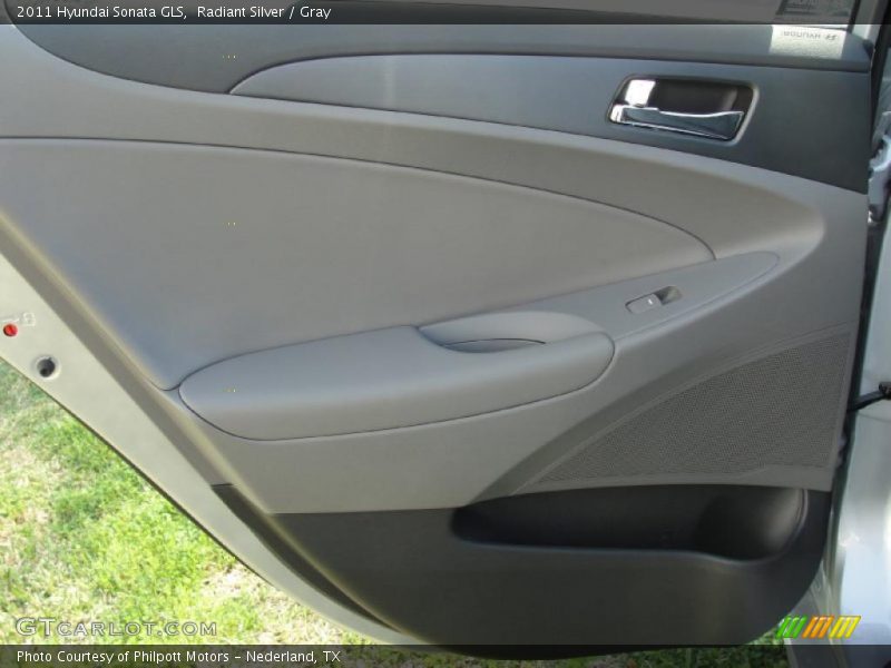 Radiant Silver / Gray 2011 Hyundai Sonata GLS