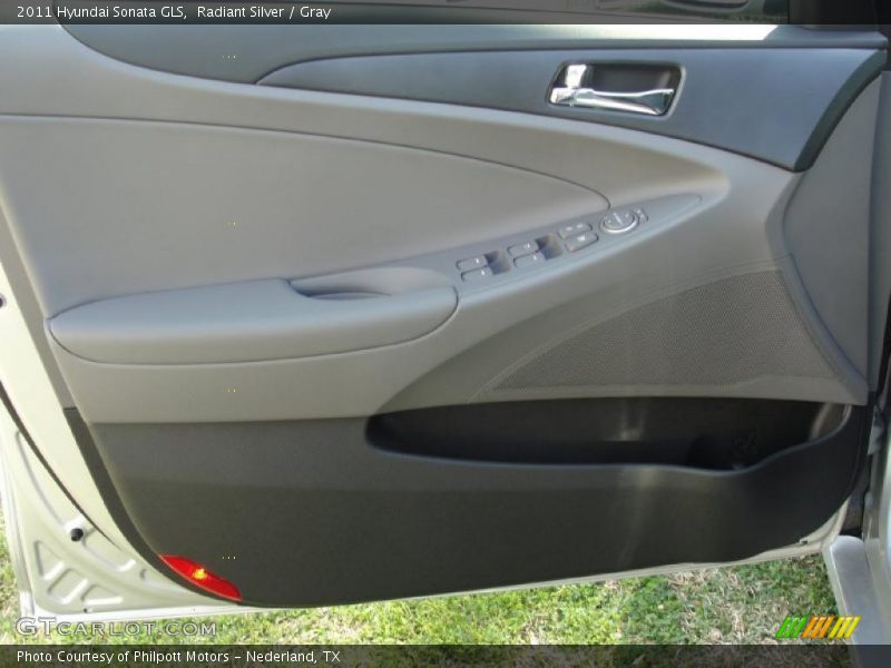 Radiant Silver / Gray 2011 Hyundai Sonata GLS