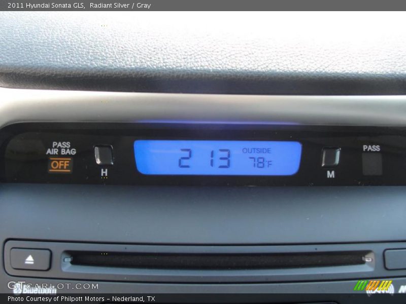 Radiant Silver / Gray 2011 Hyundai Sonata GLS