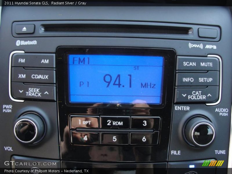 Radiant Silver / Gray 2011 Hyundai Sonata GLS