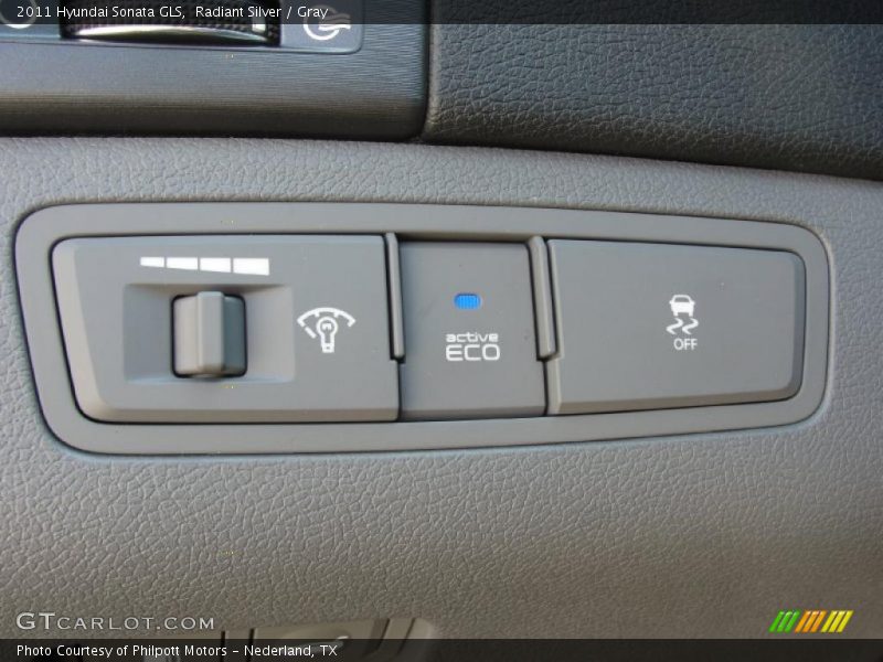 Radiant Silver / Gray 2011 Hyundai Sonata GLS