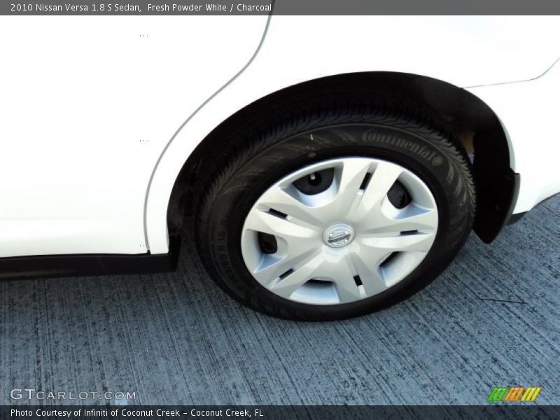  2010 Versa 1.8 S Sedan Wheel