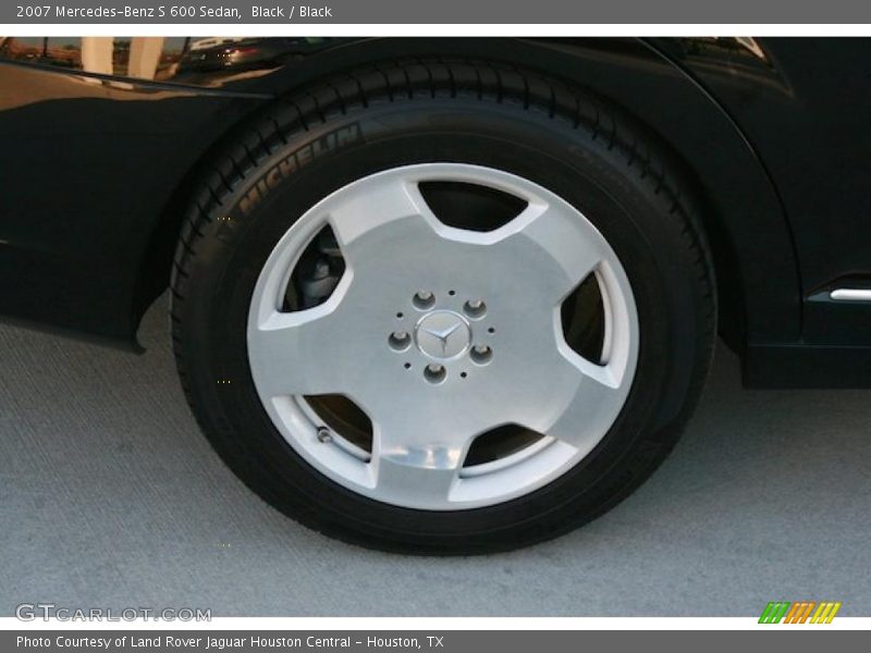  2007 S 600 Sedan Wheel