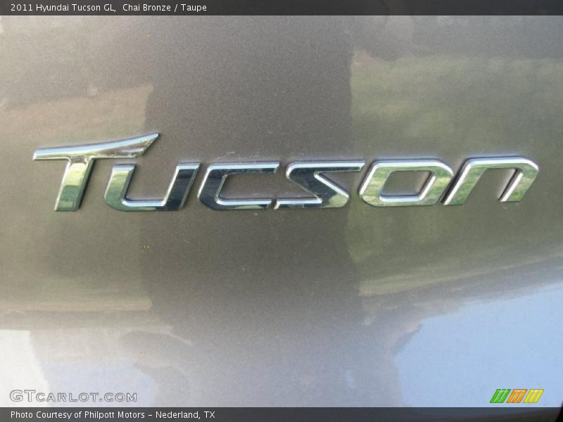  2011 Tucson GL Logo