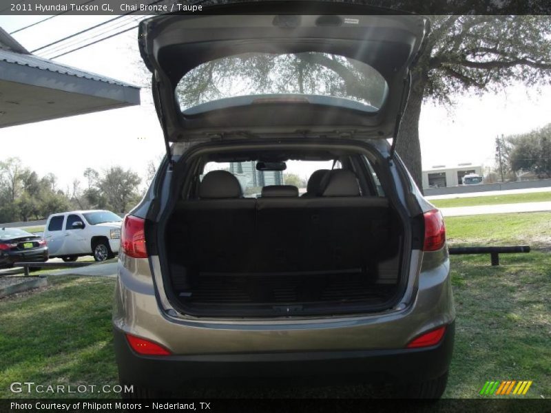Chai Bronze / Taupe 2011 Hyundai Tucson GL