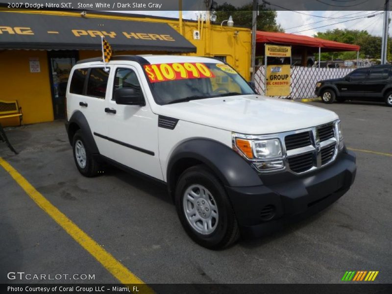 Stone White / Dark Slate Gray 2007 Dodge Nitro SXT