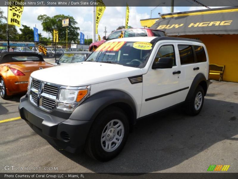 Stone White / Dark Slate Gray 2007 Dodge Nitro SXT