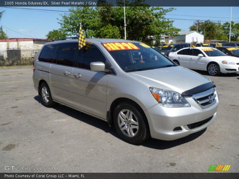 Silver Pearl Metallic / Gray 2005 Honda Odyssey EX