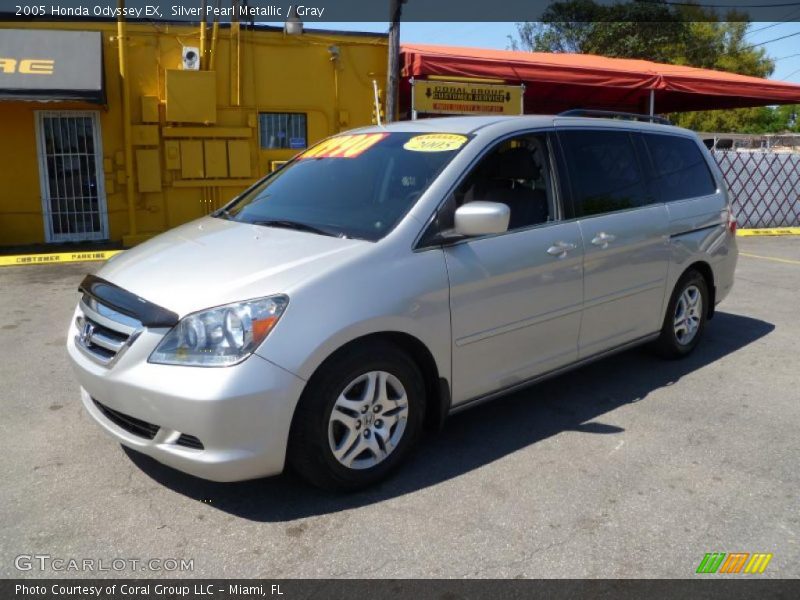 Silver Pearl Metallic / Gray 2005 Honda Odyssey EX