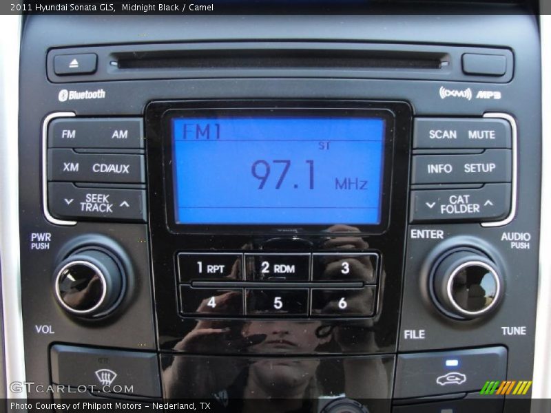 Midnight Black / Camel 2011 Hyundai Sonata GLS