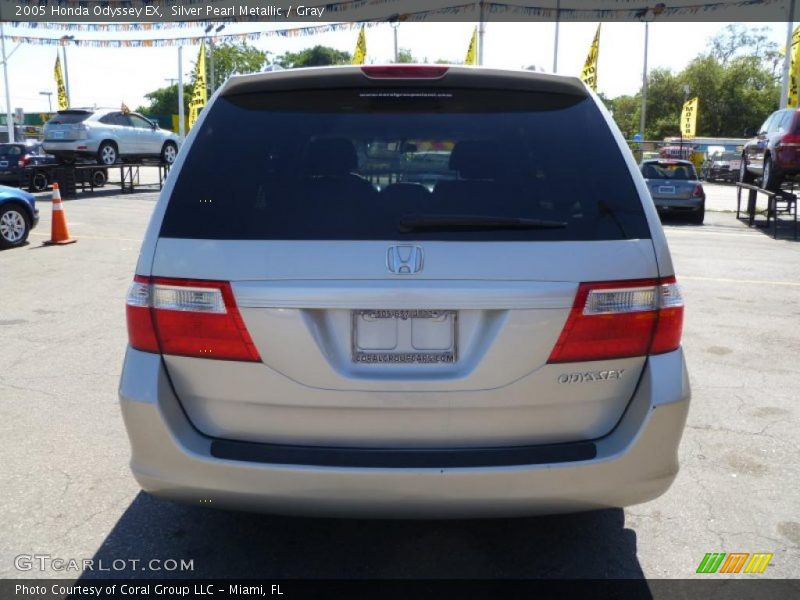 Silver Pearl Metallic / Gray 2005 Honda Odyssey EX