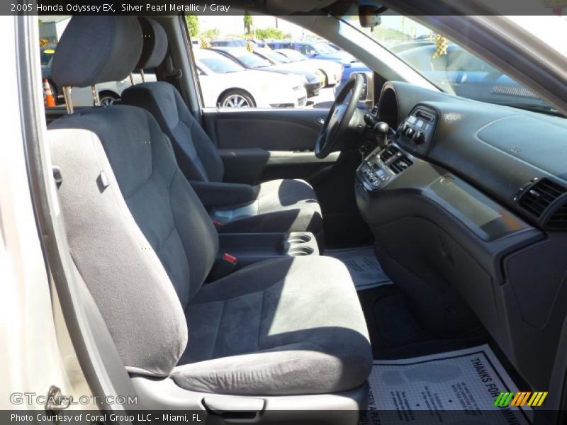 Silver Pearl Metallic / Gray 2005 Honda Odyssey EX