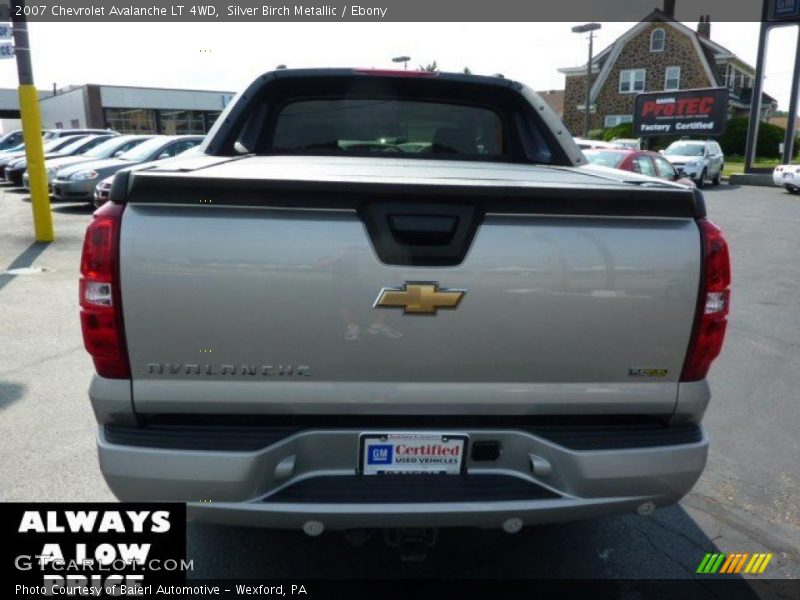 Silver Birch Metallic / Ebony 2007 Chevrolet Avalanche LT 4WD