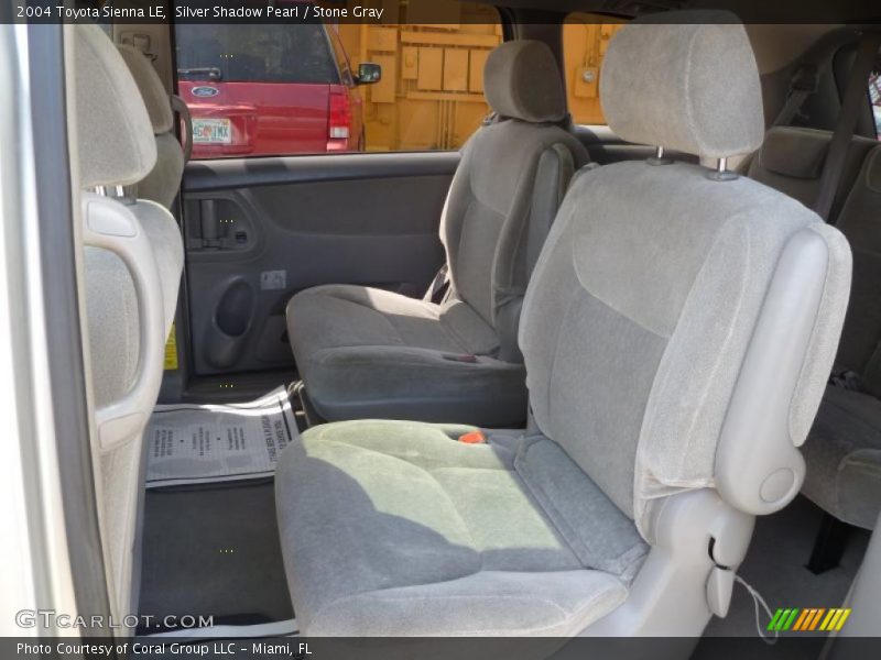 Silver Shadow Pearl / Stone Gray 2004 Toyota Sienna LE