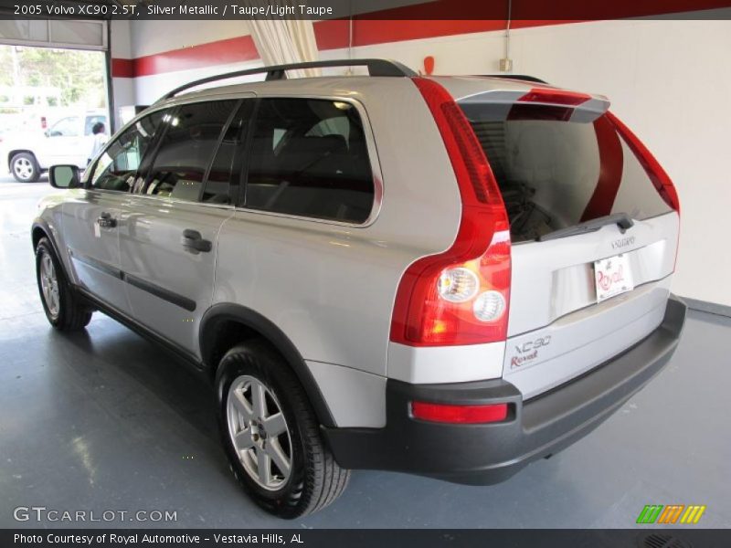 Silver Metallic / Taupe/Light Taupe 2005 Volvo XC90 2.5T