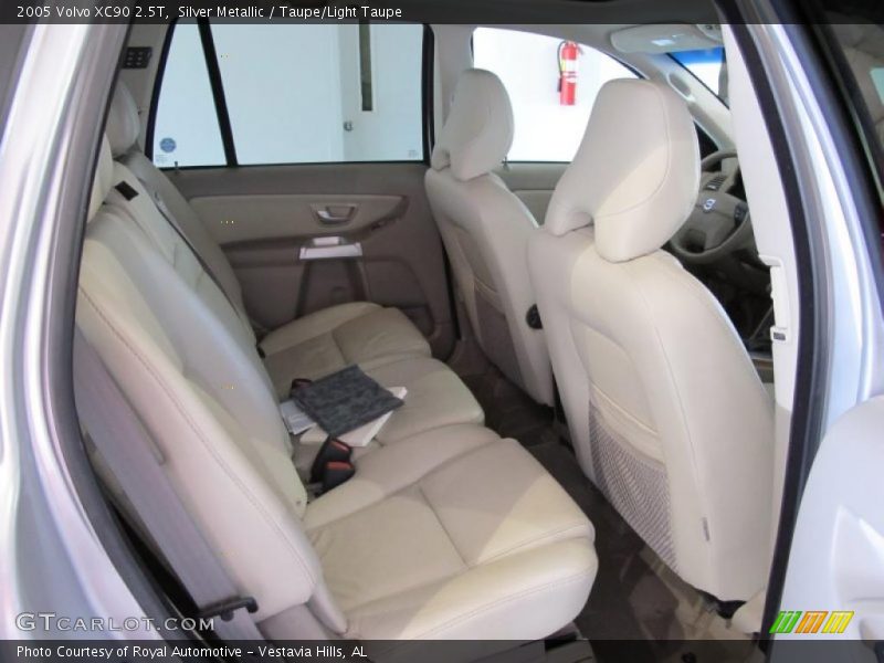 Silver Metallic / Taupe/Light Taupe 2005 Volvo XC90 2.5T