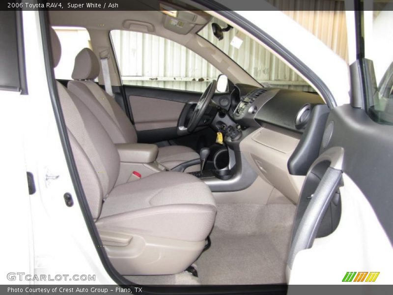 Super White / Ash 2006 Toyota RAV4