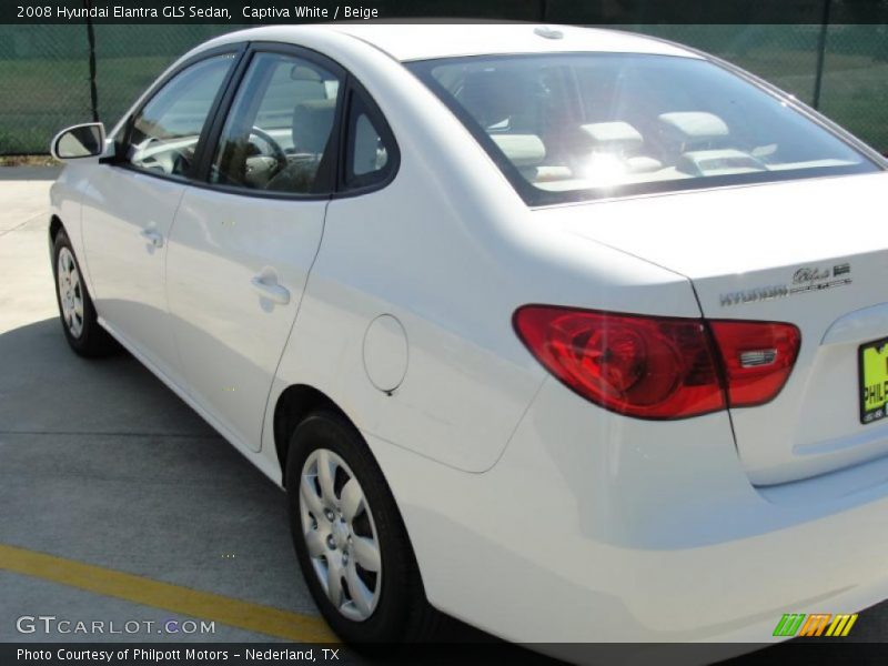 Captiva White / Beige 2008 Hyundai Elantra GLS Sedan