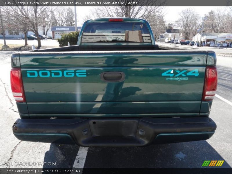 Emerald Green Metallic / Agate 1997 Dodge Dakota Sport Extended Cab 4x4