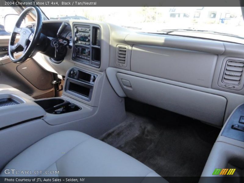 Black / Tan/Neutral 2004 Chevrolet Tahoe LT 4x4