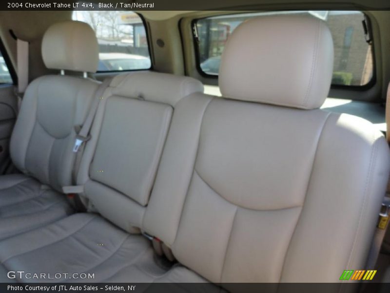 Black / Tan/Neutral 2004 Chevrolet Tahoe LT 4x4