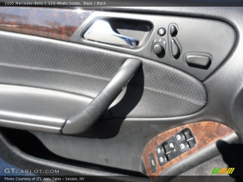 Black / Black 2005 Mercedes-Benz C 320 4Matic Sedan