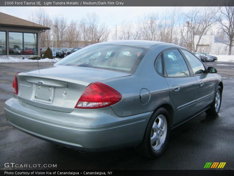 Light Tundra Metallic / Medium/Dark Flint Grey 2006 Ford Taurus SE