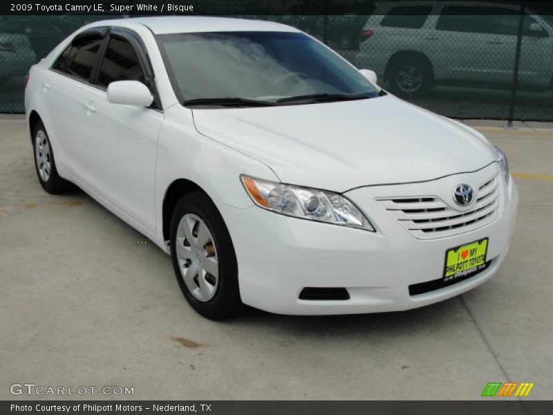 Super White / Bisque 2009 Toyota Camry LE