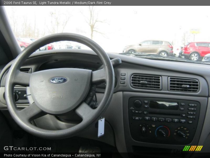 Light Tundra Metallic / Medium/Dark Flint Grey 2006 Ford Taurus SE
