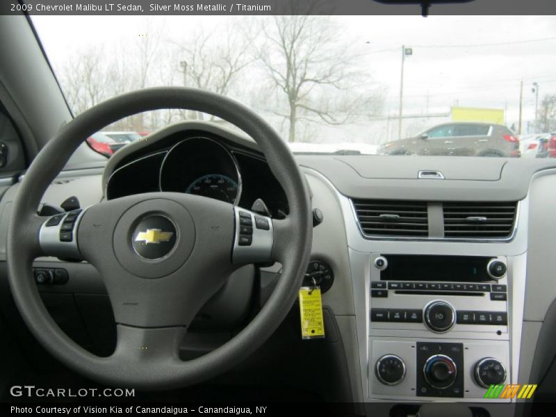 Silver Moss Metallic / Titanium 2009 Chevrolet Malibu LT Sedan