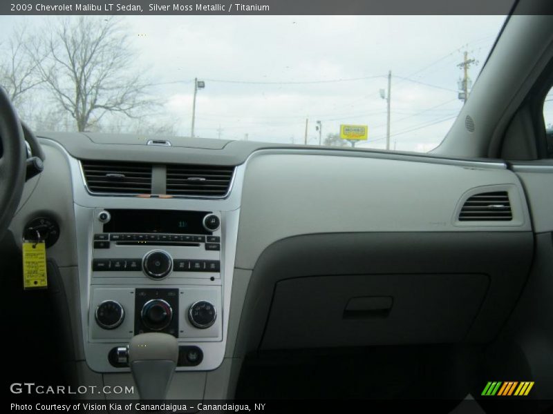 Silver Moss Metallic / Titanium 2009 Chevrolet Malibu LT Sedan