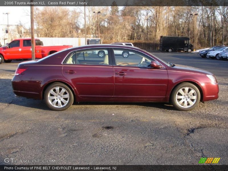 Cassis Red Pearl / Ivory 2006 Toyota Avalon XLS