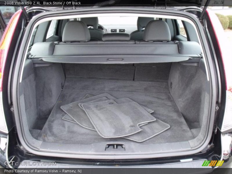  2008 V50 2.4i Trunk