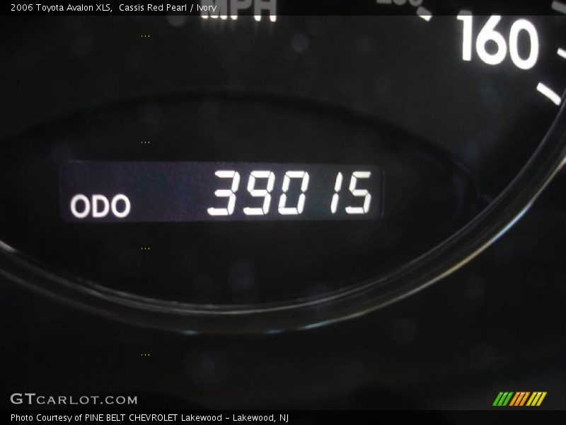 Cassis Red Pearl / Ivory 2006 Toyota Avalon XLS