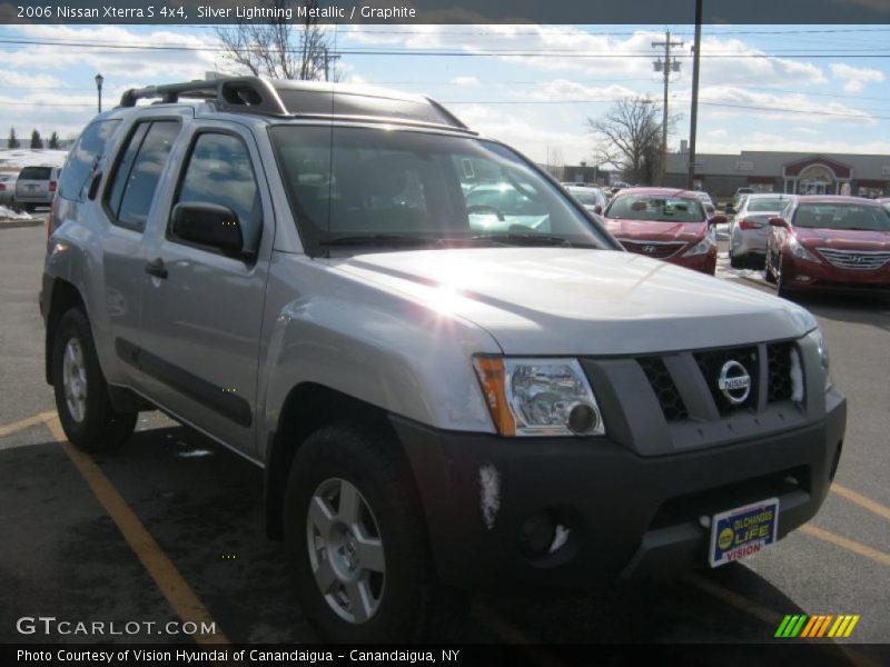 Silver Lightning Metallic / Graphite 2006 Nissan Xterra S 4x4