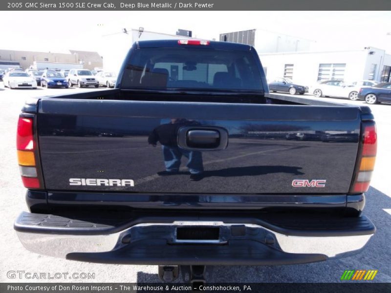 Deep Blue Metallic / Dark Pewter 2005 GMC Sierra 1500 SLE Crew Cab