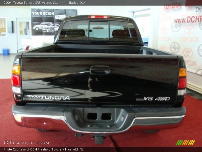 Black / Oak 2004 Toyota Tundra SR5 Access Cab 4x4