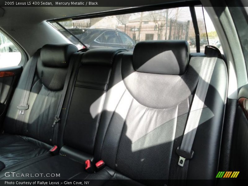 Mercury Metallic / Black 2005 Lexus LS 430 Sedan