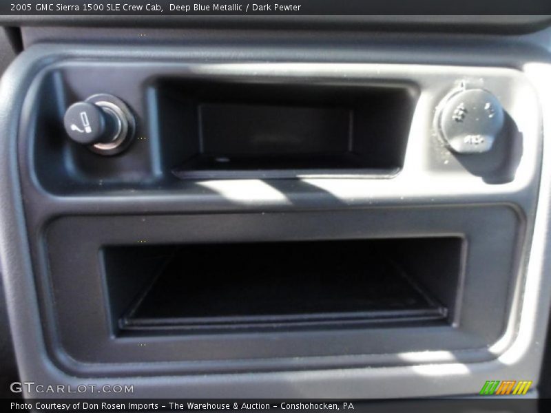 Deep Blue Metallic / Dark Pewter 2005 GMC Sierra 1500 SLE Crew Cab
