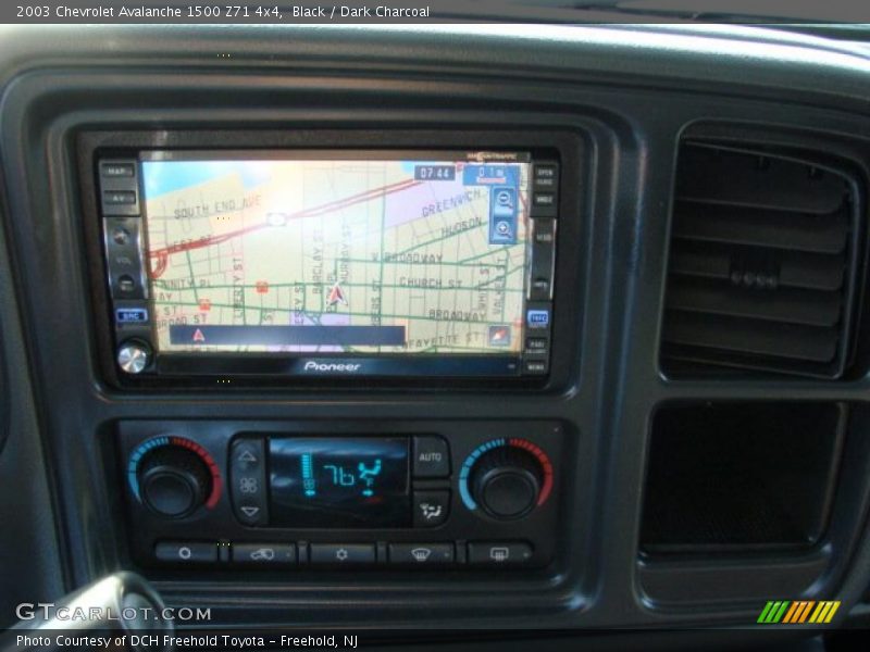 Black / Dark Charcoal 2003 Chevrolet Avalanche 1500 Z71 4x4