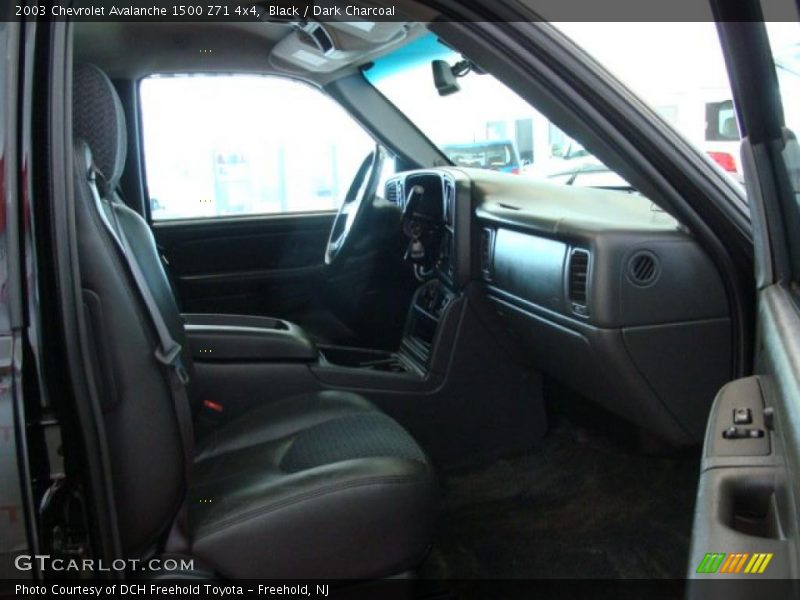 Black / Dark Charcoal 2003 Chevrolet Avalanche 1500 Z71 4x4