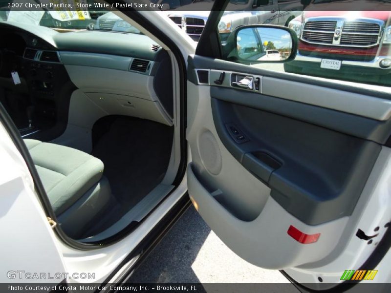 Stone White / Pastel Slate Gray 2007 Chrysler Pacifica